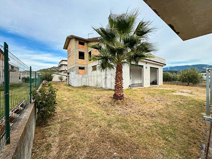 Casa monolocale in vendita in Via Marciello, Amantea