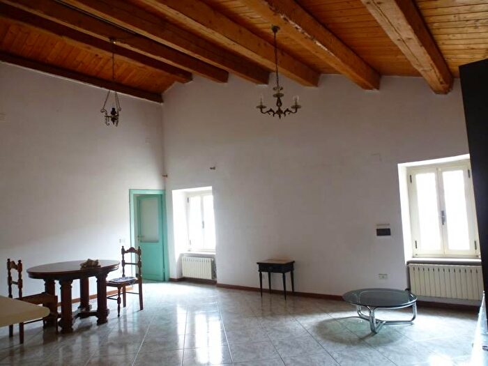 Appartamento con 5 locali in vendita in San Severino Marche