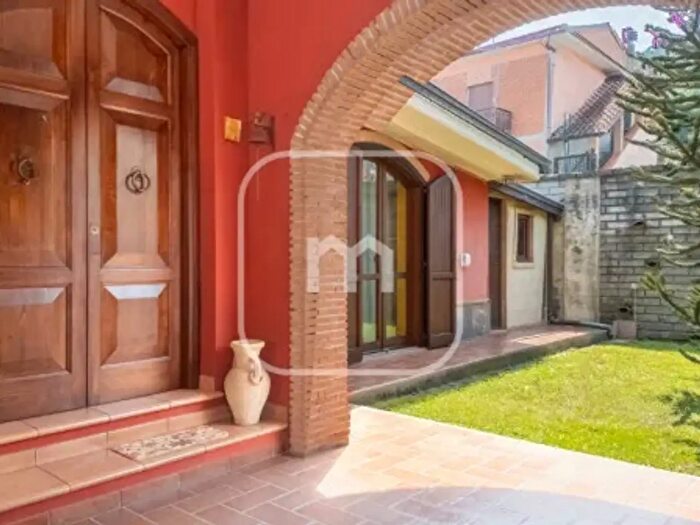 Casa quadrilocale in vendita in Via Giulianello, Artena