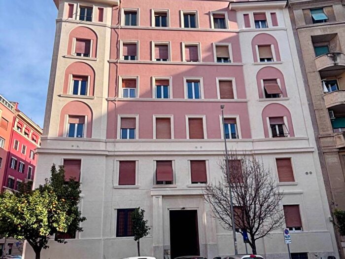 Appartamento trilocale in affitto in Piazza dei Prati degli Strozzi, Mazzini Delle Vittorie, Roma