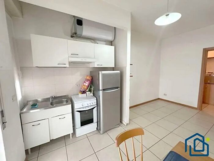 Appartamento bilocale in vendita in Via Roma, Bareggio