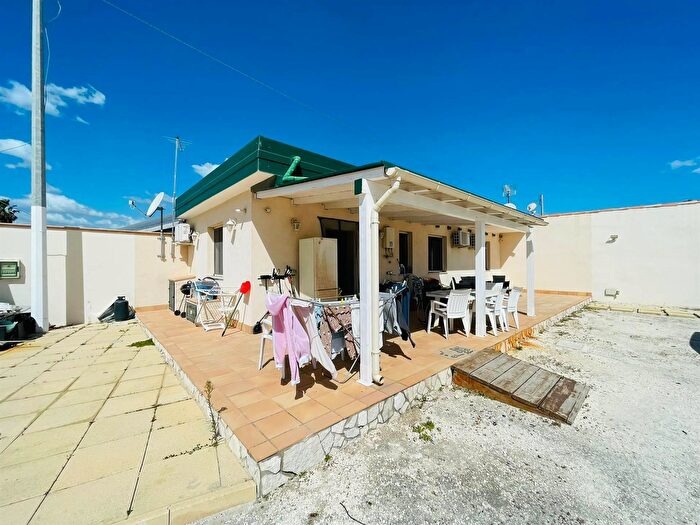 Casa trilocale in vendita in Siracusa