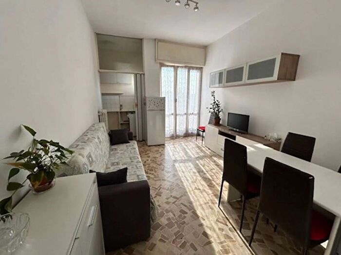 Appartamento bilocale in affitto in Via Filippo Turati, Centro, Pero