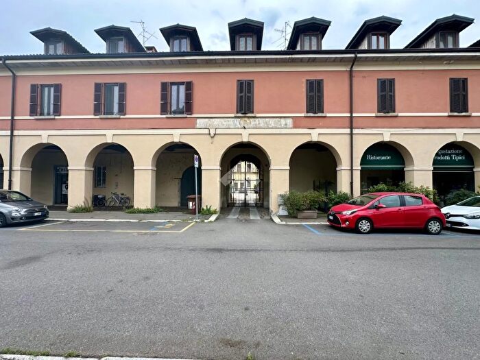Appartamento monolocale in vendita in Piazza Borgo Calvenzano, Pavia