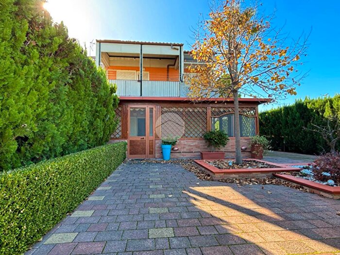 Casa con 6 locali in vendita in Sciale degli Zingari, Manfredonia