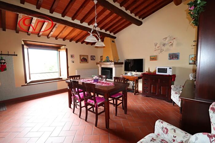 Appartamento quadrilocale in vendita in Montegonzi, Cavriglia