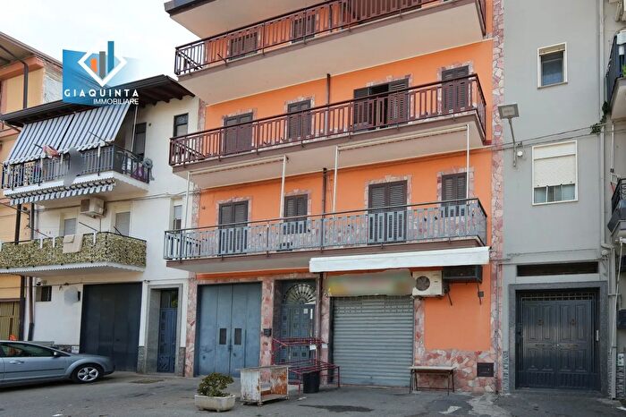 Casa trilocale in vendita in Via Filippo Turati, Palagonia