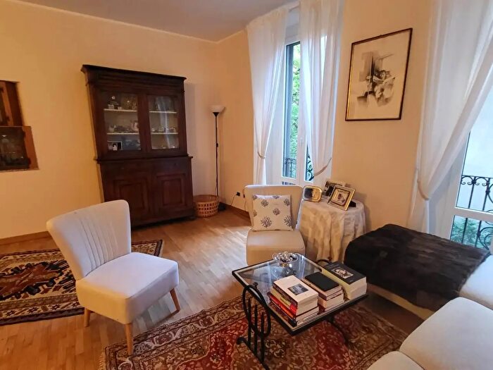 Appartamento trilocale in vendita in Via Nirone, Milano