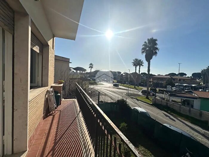 Appartamento trilocale in vendita in Appartamento Stradone SantAnastasio, Anzio