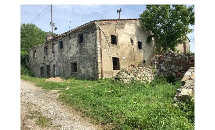 Casa con 11 locali in vendita in Pontassieve, Pontassieve