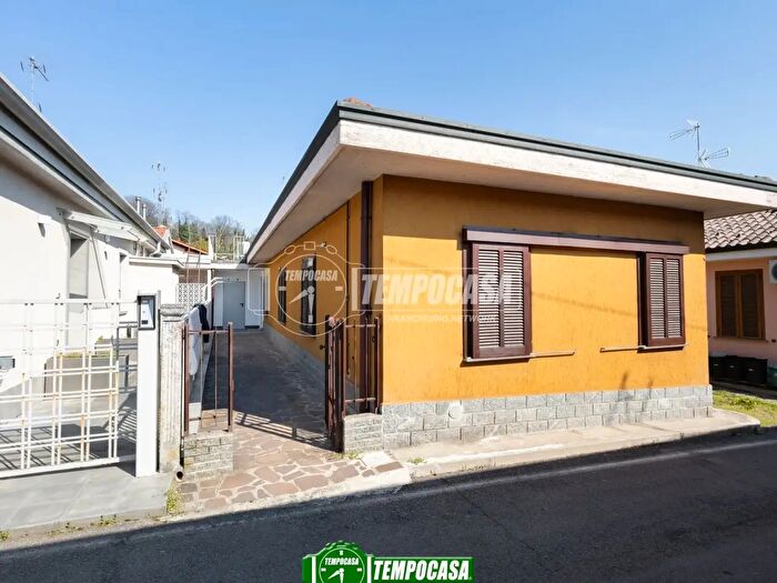 Appartamento quadrilocale in vendita in Via Leonardo da Vinci, Trezzo SullAdda