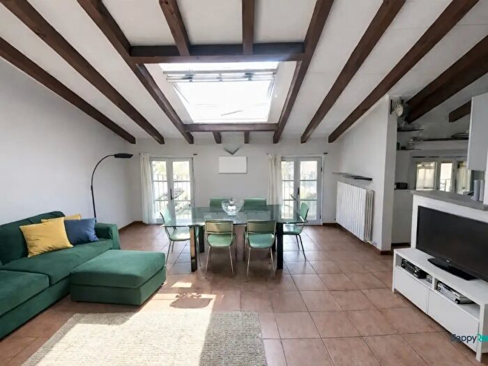 Appartamento trilocale in affitto in Via Paulucci di Calboli Fulcieri, Milano