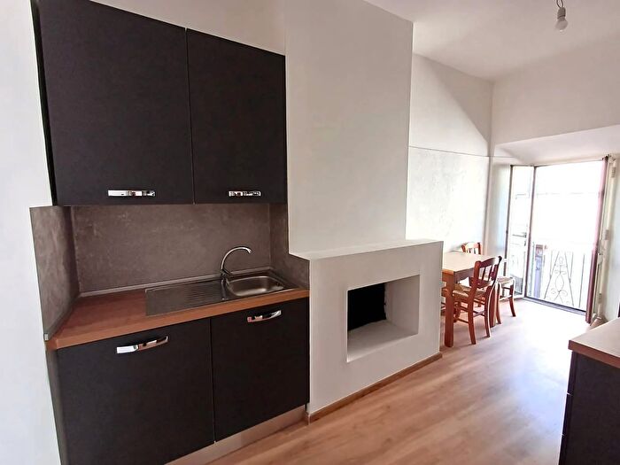 Appartamento con 5 locali in vendita in Via Filippo Nicolai, Caprarola