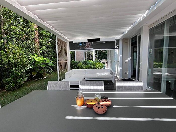 Appartamento quadrilocale in affitto in Paese, Riccione