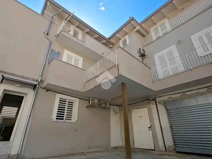 Casa quadrilocale in vendita in Vico I Garibaldi, Frattamaggiore