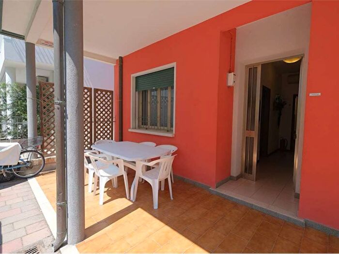 Appartamento con 5 locali in affitto in accesso al mare di via bafile, Lido Centro Ovest, Jesolo
