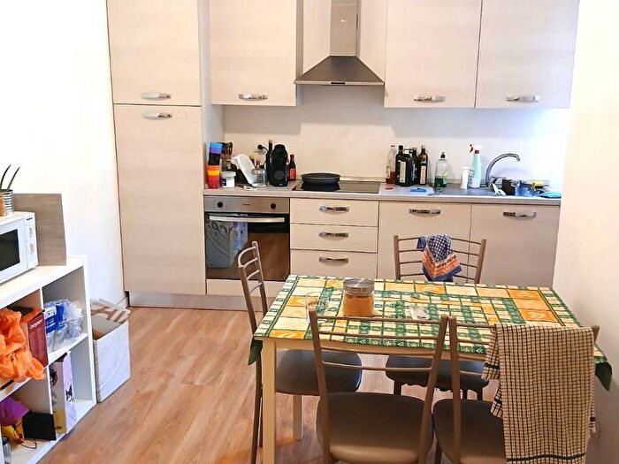Appartamento trilocale in affitto in Via Maestri Campionesi, Cadore, Milano
