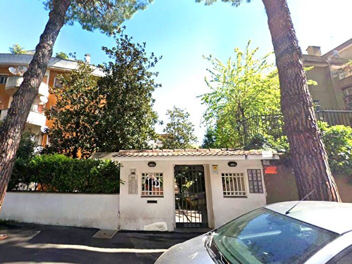 Appartamento bilocale in affitto in Via Courmayeur, Cortina d'Ampezzo, Roma