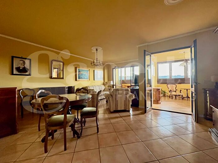 Appartamento trilocale in vendita in Via Prunizzedda, Sassari