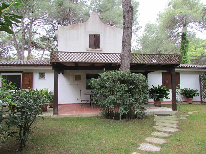 Casa con 7 locali in vendita in Riva dei Tessali Castellaneta, Castellaneta