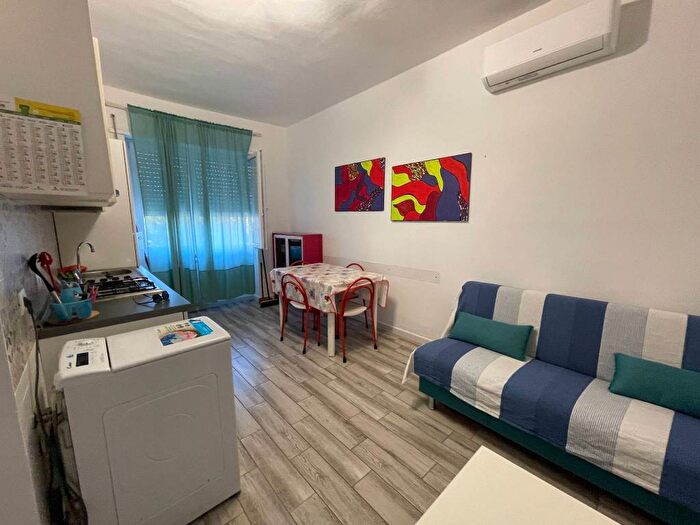 Appartamento trilocale in affitto in Strada Casilina, Latina Lido, Latina
