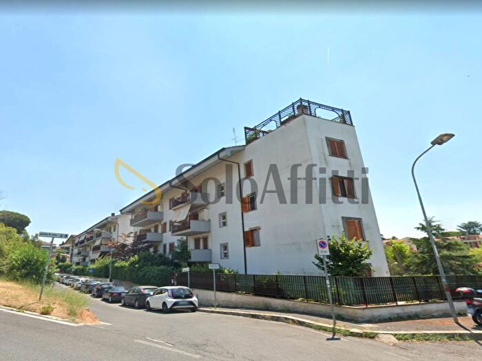 Casa bilocale in affitto in Via Olo Galbani, Semicentro, Marino