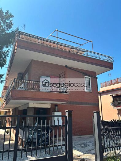 Appartamento bilocale in vendita in Roma