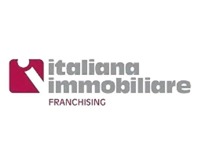 Appartamento trilocale in vendita in Via delle Porte Nuove, Firenze
