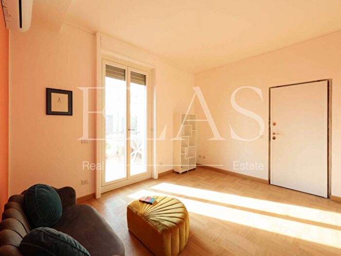 Appartamento trilocale in affitto in Via Carlo Forlanini, Città Studi, Milano