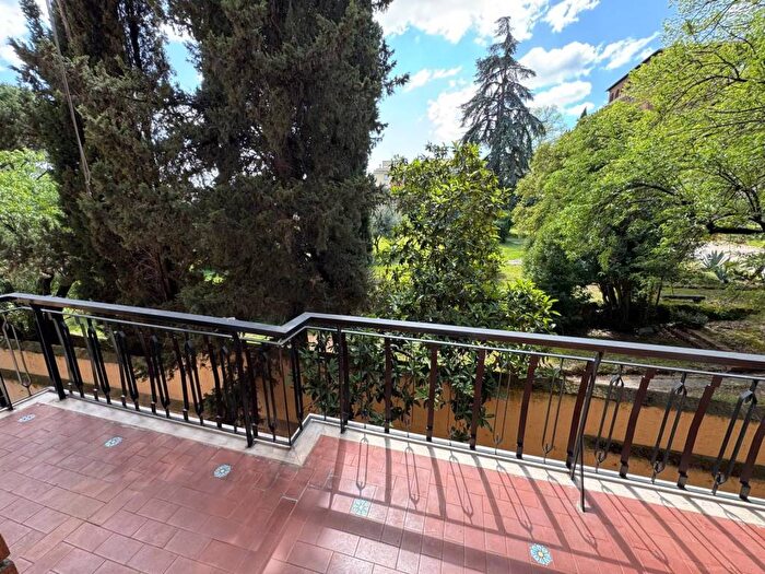 Appartamento quadrilocale in affitto in Via Costantino Maes, Bologna, Roma