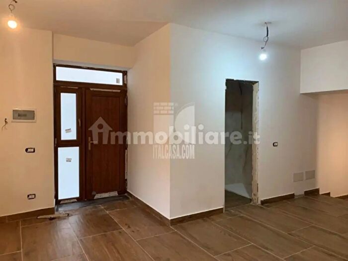 Appartamento bilocale in vendita in Via Fantoni, Alzano Lombardo
