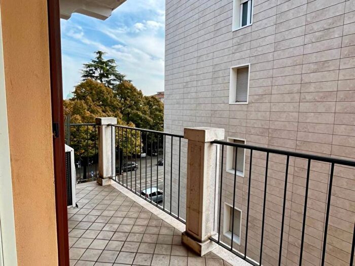 Appartamento trilocale in affitto in Via Nicolò Tartaglia, Carmine, Brescia