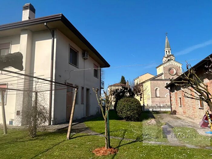 Case in Vendita e in Affitto - 3