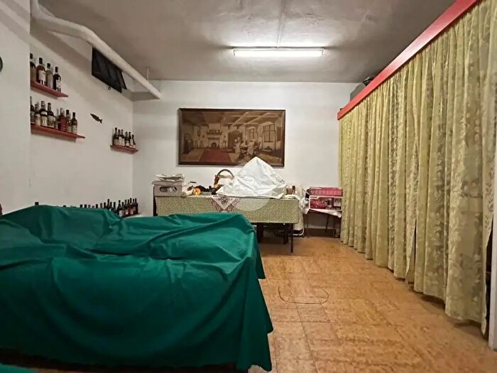 Casa monolocale in vendita in Via Val della Torre, Torino