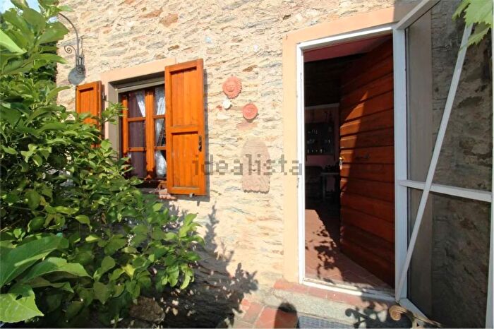 Casa bilocale in vendita in Pietrasanta