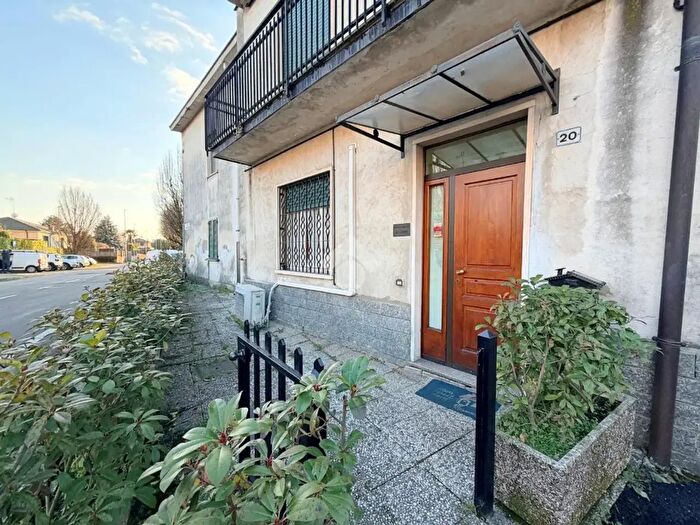 Appartamento monolocale in vendita in Via Cimabue, Carate Brianza