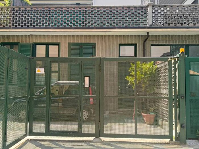Appartamento bilocale in affitto in Via Marcantonio dal Re, Certosa, Milano