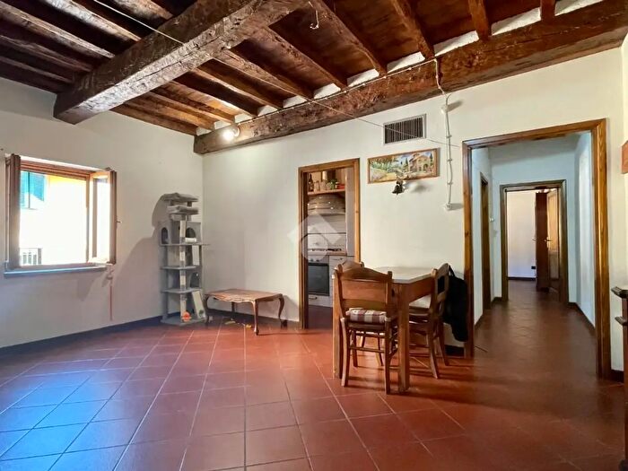 Appartamento bilocale in vendita in Via Benvenuto Cellini, Vicchio