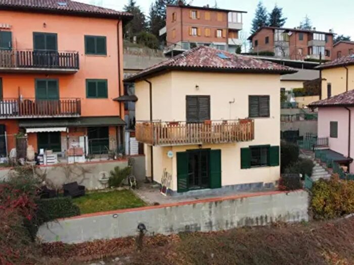 Appartamento bilocale in vendita in Via Giardini Nord, Serramazzoni