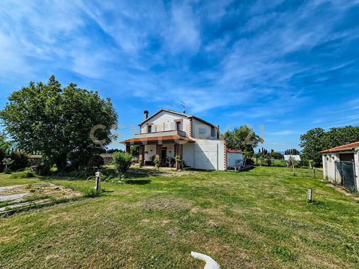 Casa con 8 locali in vendita in Strada Comunale di Montalcino, Castiglione Della Pescaia