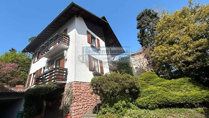 Casa con 5 locali in vendita in Via Asiago Cantu, Cantu