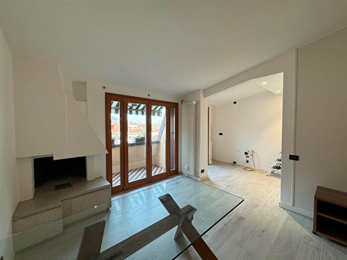 Appartamento trilocale in vendita in Salo