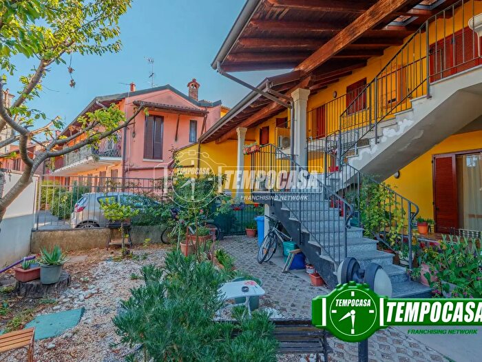 Appartamento monolocale in vendita in Via XXIV Maggio, Vermezzo con Zelo