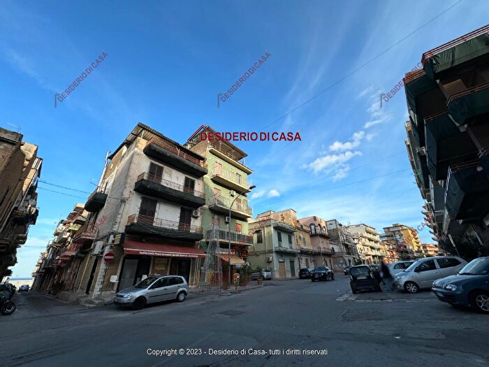 Appartamento trilocale in vendita in Corso Vittorio Emanuele Villabate Pa Italia, Villabate