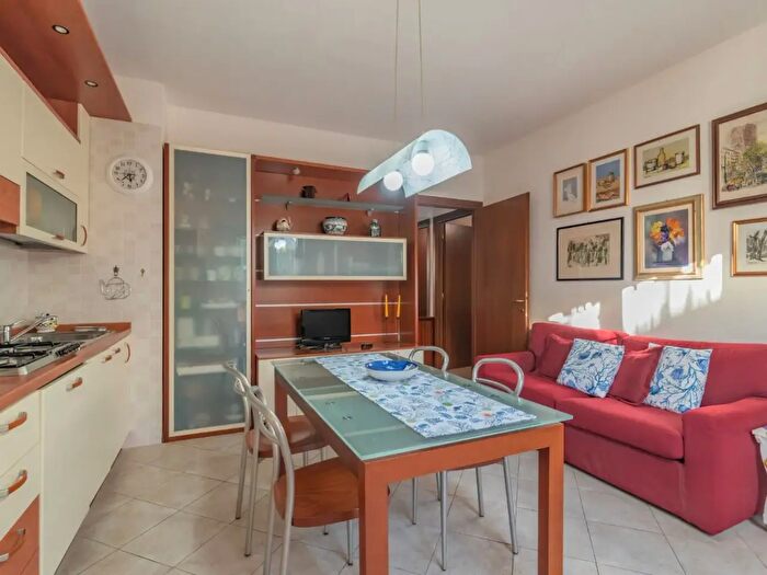 Appartamento trilocale in vendita in Via Palermo, Ceriale