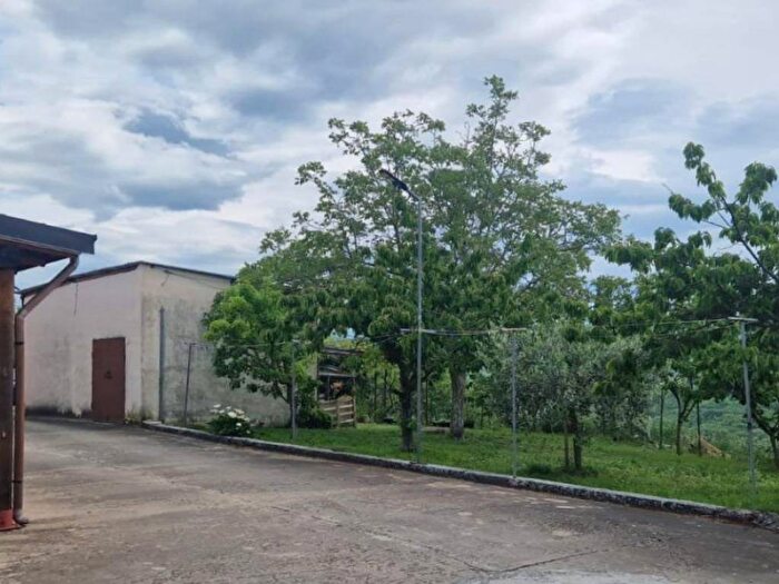 Appartamento trilocale in affitto in Contrada Colli, Mascione, Campobasso