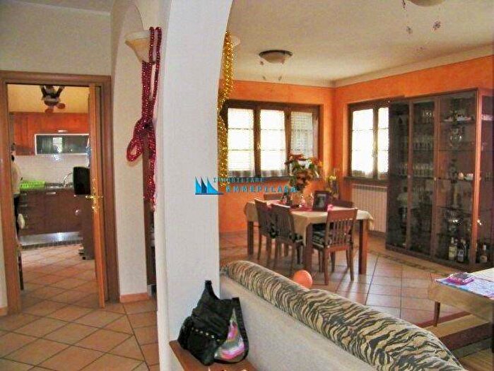 Casa con 5 locali in affitto in Cinquale, Montignoso