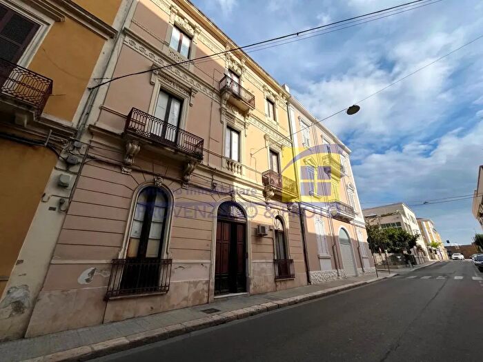 Appartamento trilocale in vendita in Via Indipendenza, Brindisi