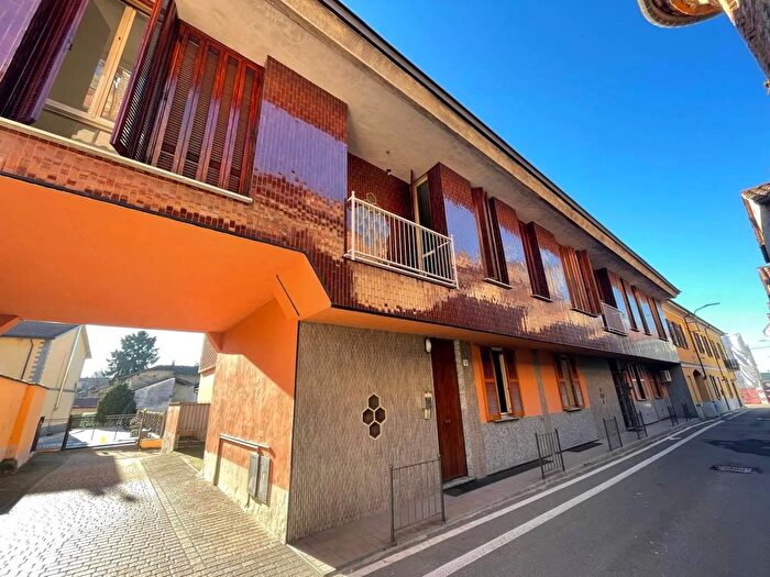 Appartamento con 5 locali in vendita in Via S Marianini Pieve del Cairo, Pieve Del Cairo