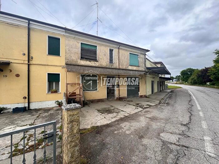Appartamento quadrilocale in vendita in Strada Provinciale, Lagosanto